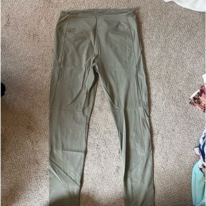 Like New! Victoria Secret Pink Sport Size Large Green Leggings